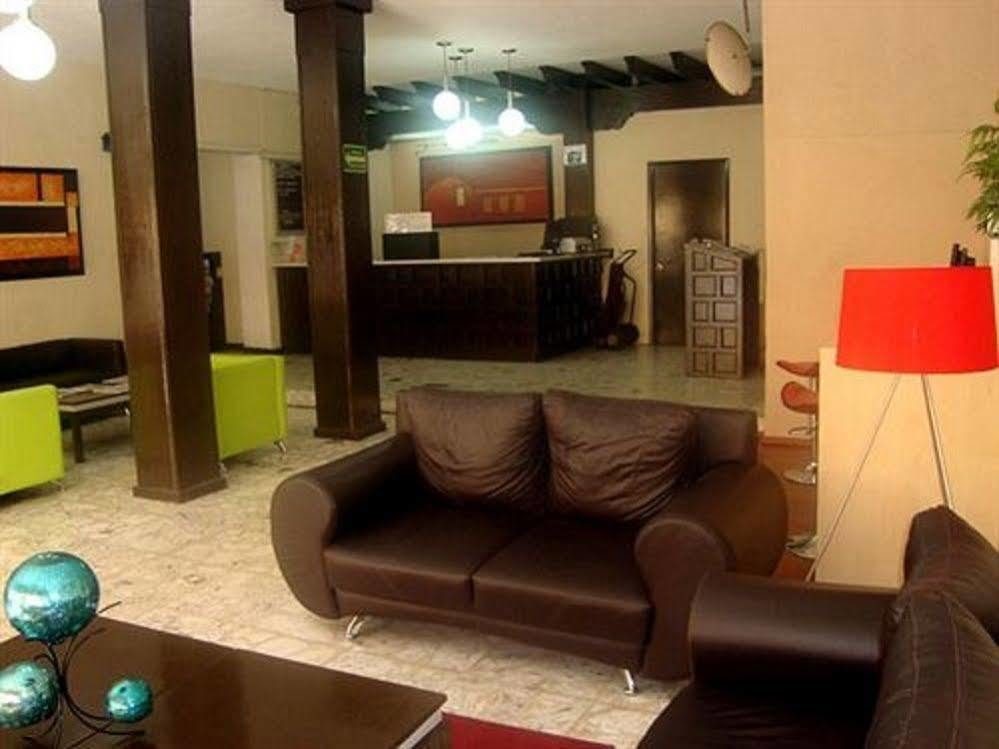 Hotel Colon Express Guadalajara Exterior foto